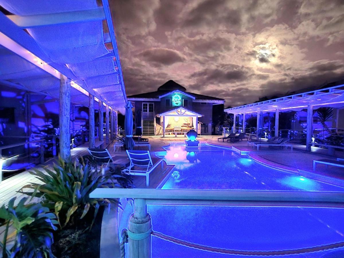 Ocean Escape Resort & Spa 라로통가 외부 사진